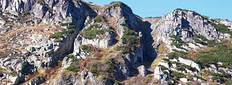 Vulkanické skály krkonošské tundry