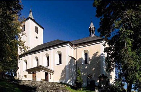 Horní Maršov – hřbitovní kostel